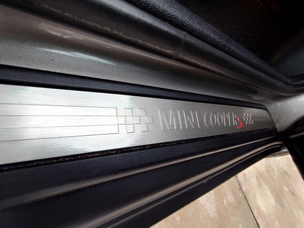 2018 MINI Countryman Image 39