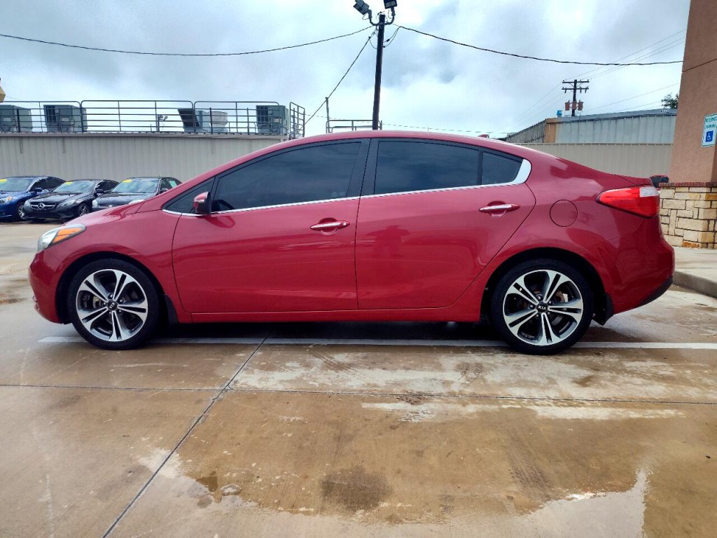 2015 Kia Forte Image 8
