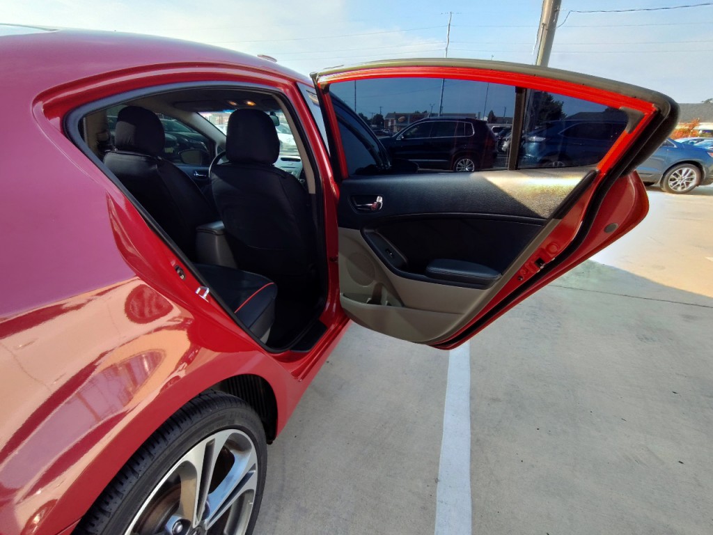 2015 Kia Forte Image 30