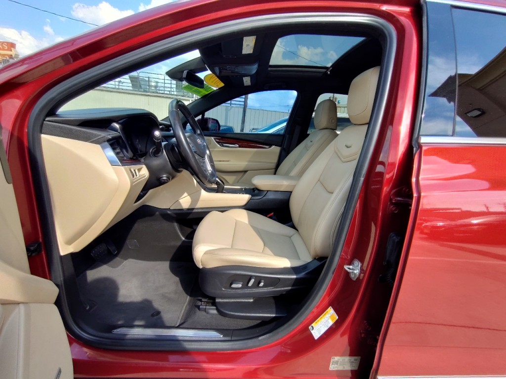 2019 Cadillac XT5 Image 14