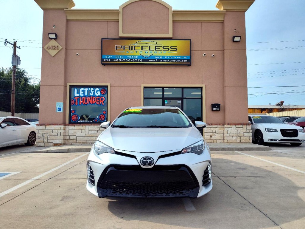 2019 Toyota Corolla Image 2