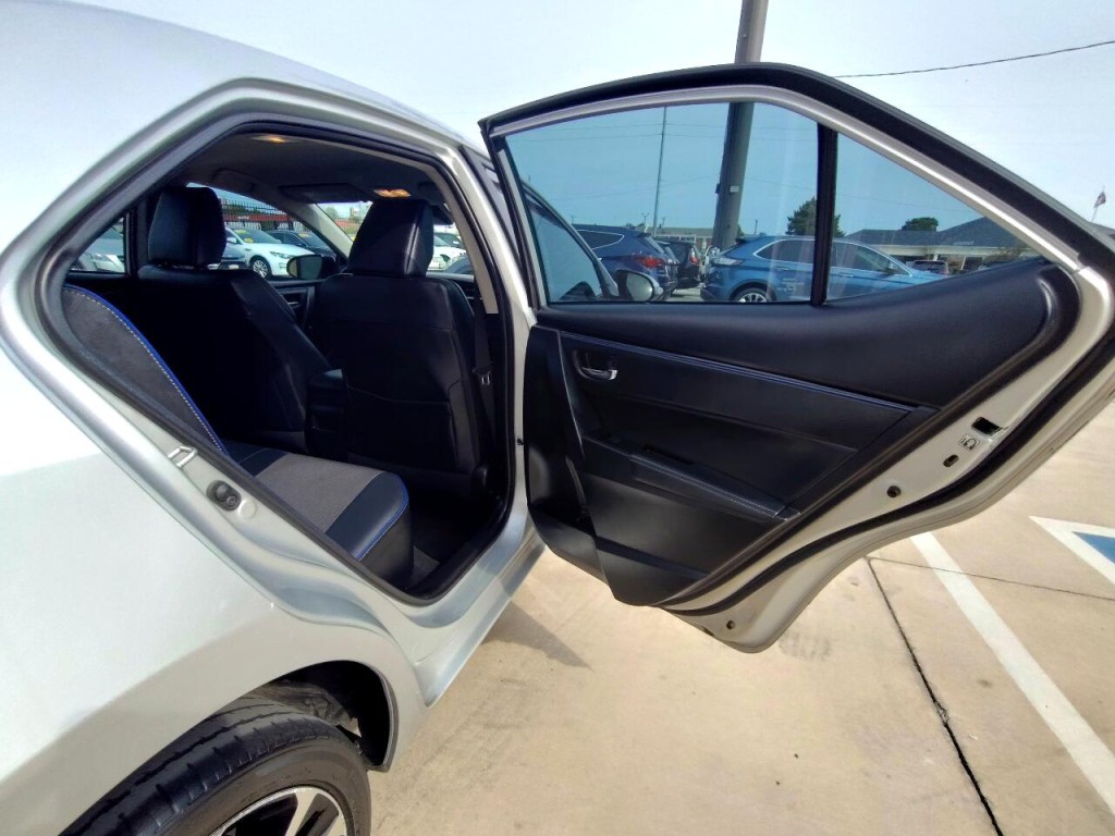 2019 Toyota Corolla Image 35