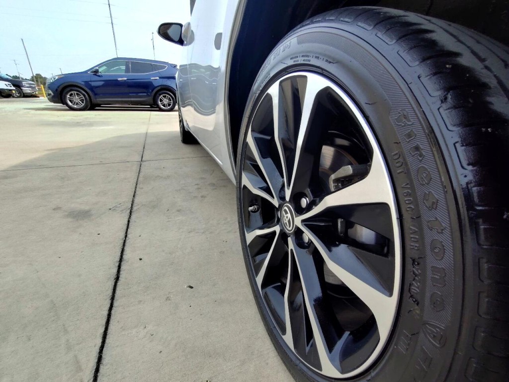 2019 Toyota Corolla Image 47