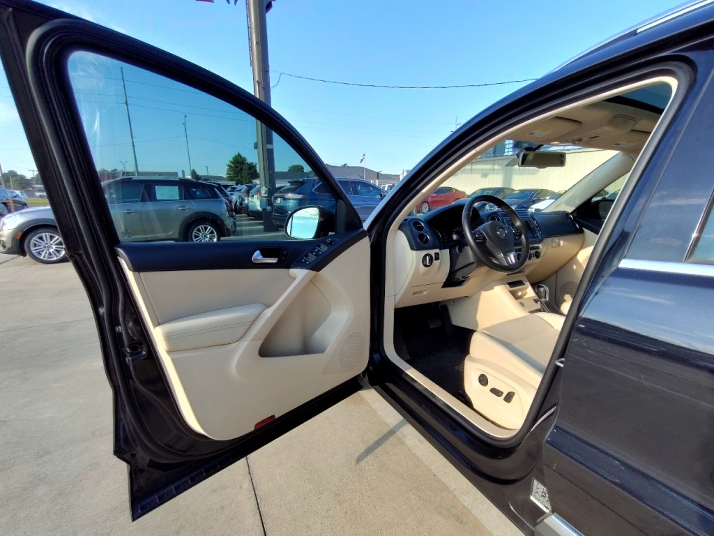 2016 Volkswagen Tiguan Image 13