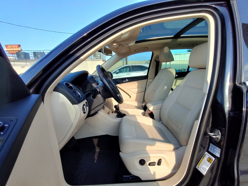 2016 Volkswagen Tiguan Image 14