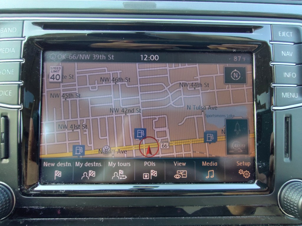 2016 Volkswagen Tiguan Image 24