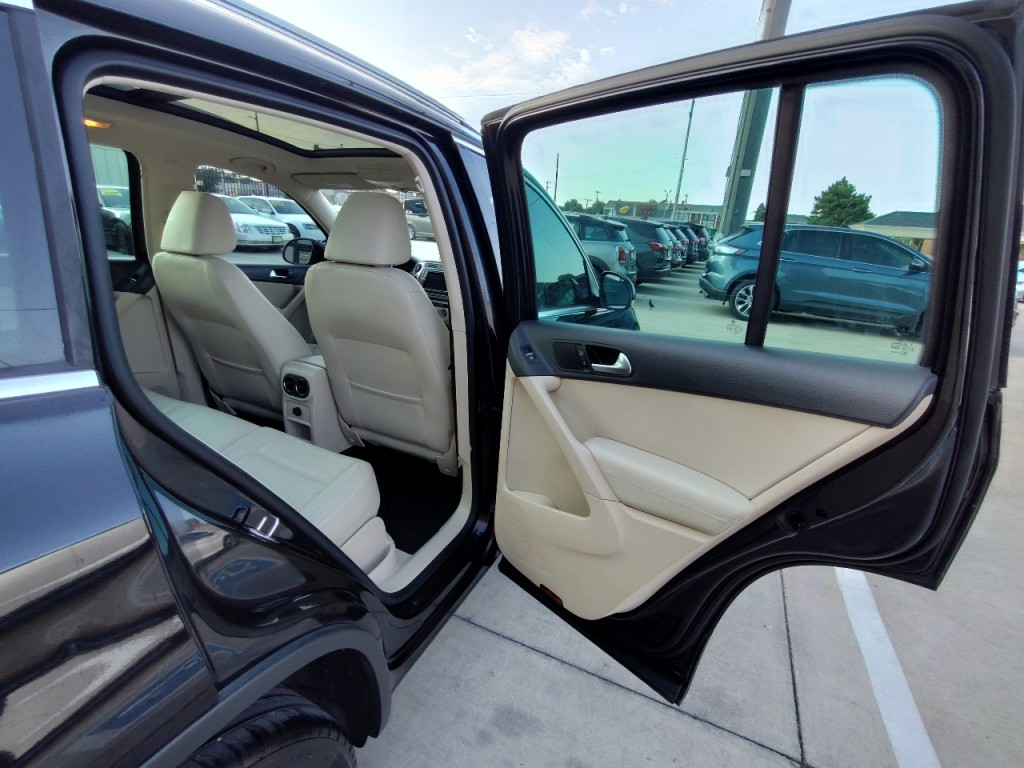 2016 Volkswagen Tiguan Image 35