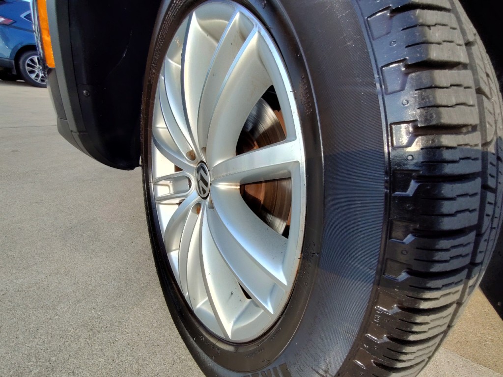 2016 Volkswagen Tiguan Image 44