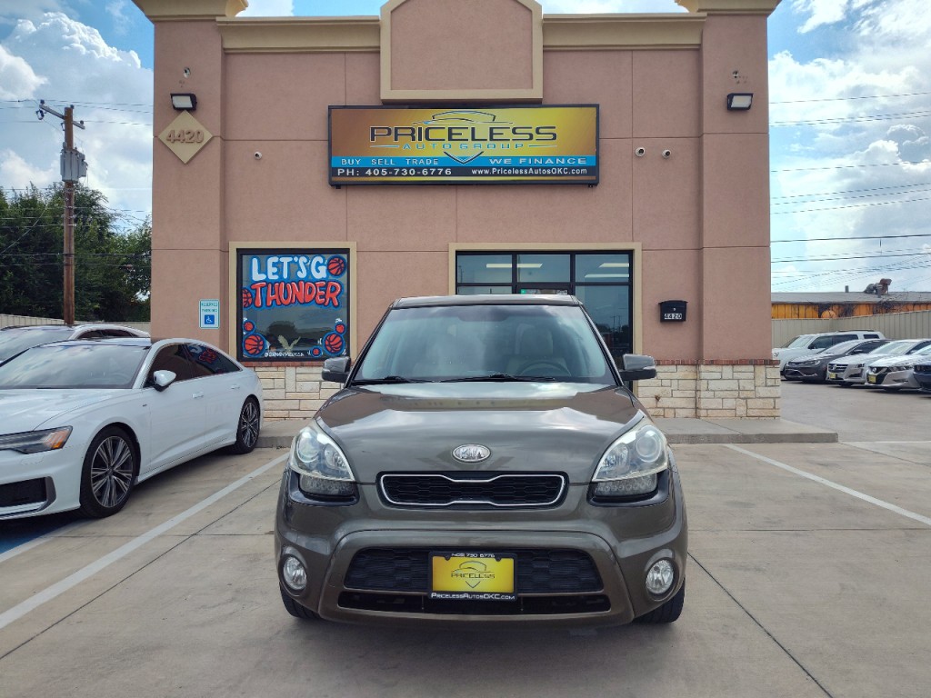 2012 Kia Soul Image 2