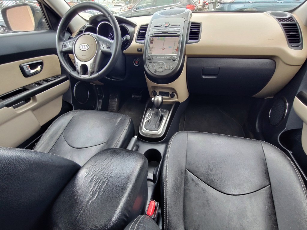 2012 Kia Soul Image 35