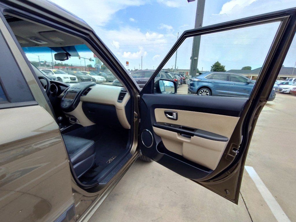 2012 Kia Soul Image 39