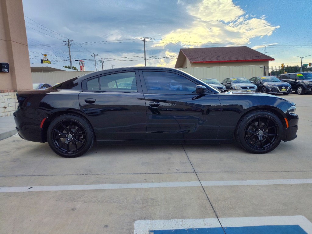 2019 Dodge Charger Image 4
