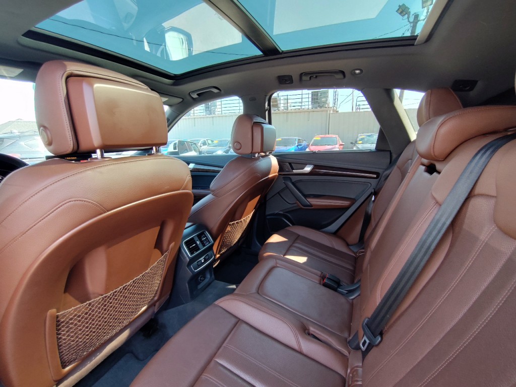 2018 Audi Q5 Image 32