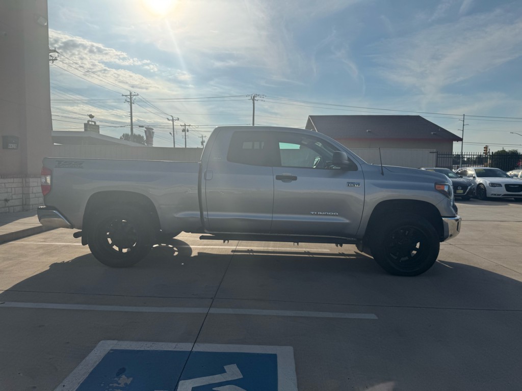 2019 Toyota Tundra Image 5