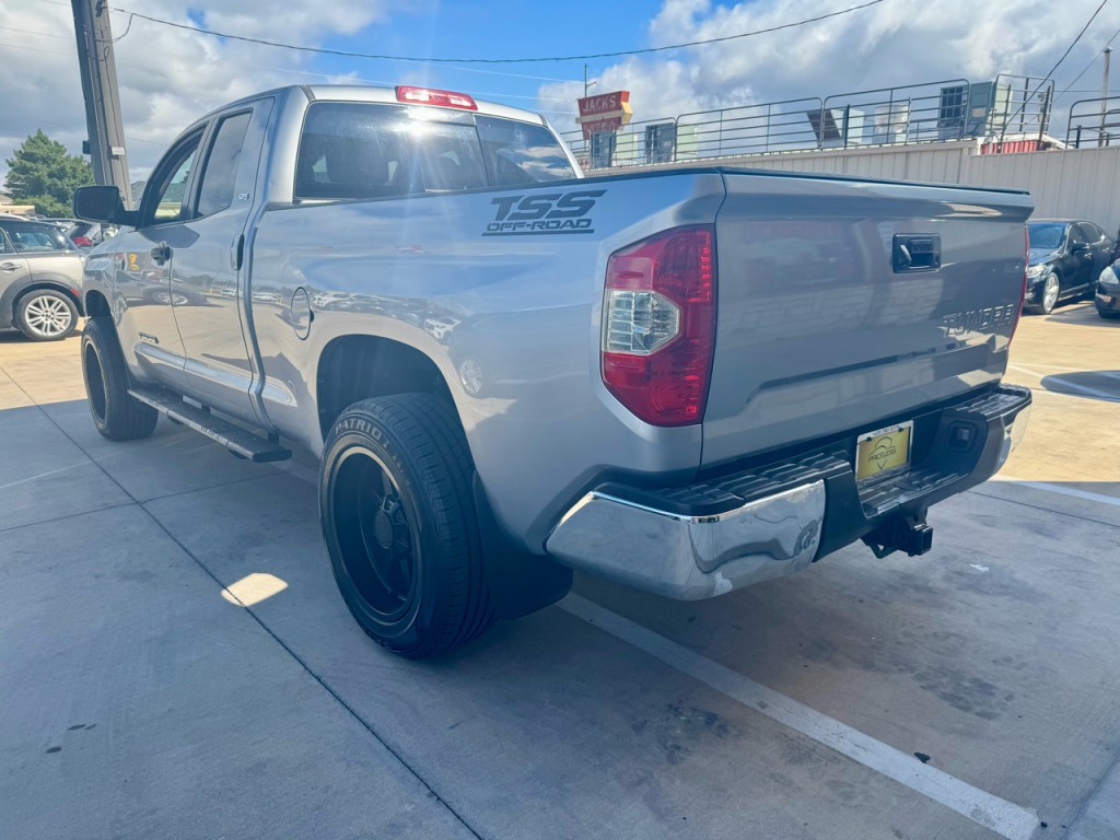 2019 Toyota Tundra Image 8