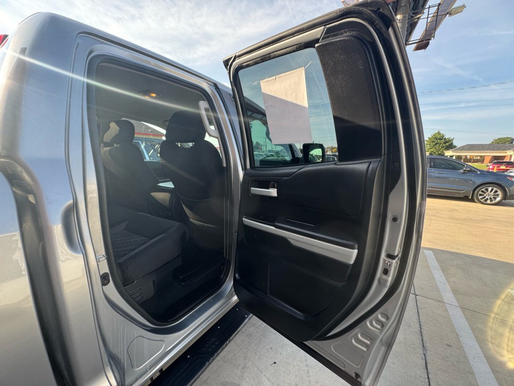 2019 Toyota Tundra Image 46