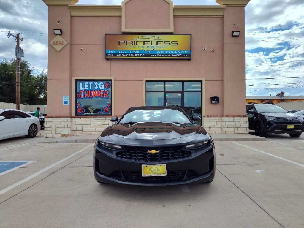 2019 Chevrolet Camaro Image 16