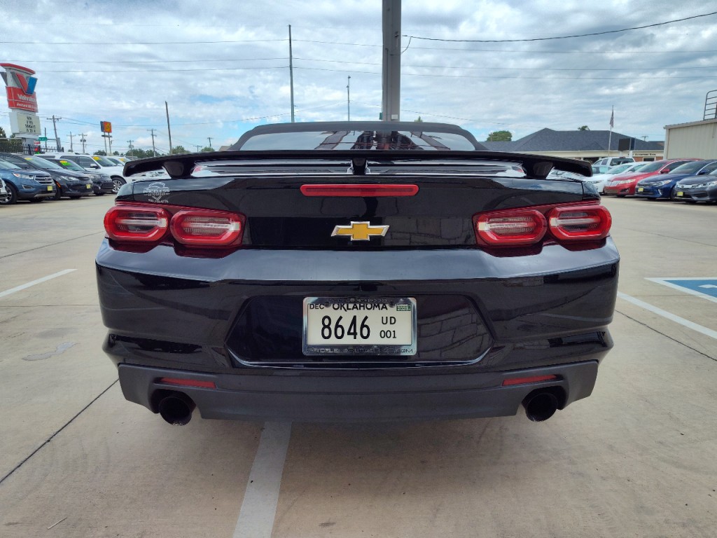 2019 Chevrolet Camaro Image 20