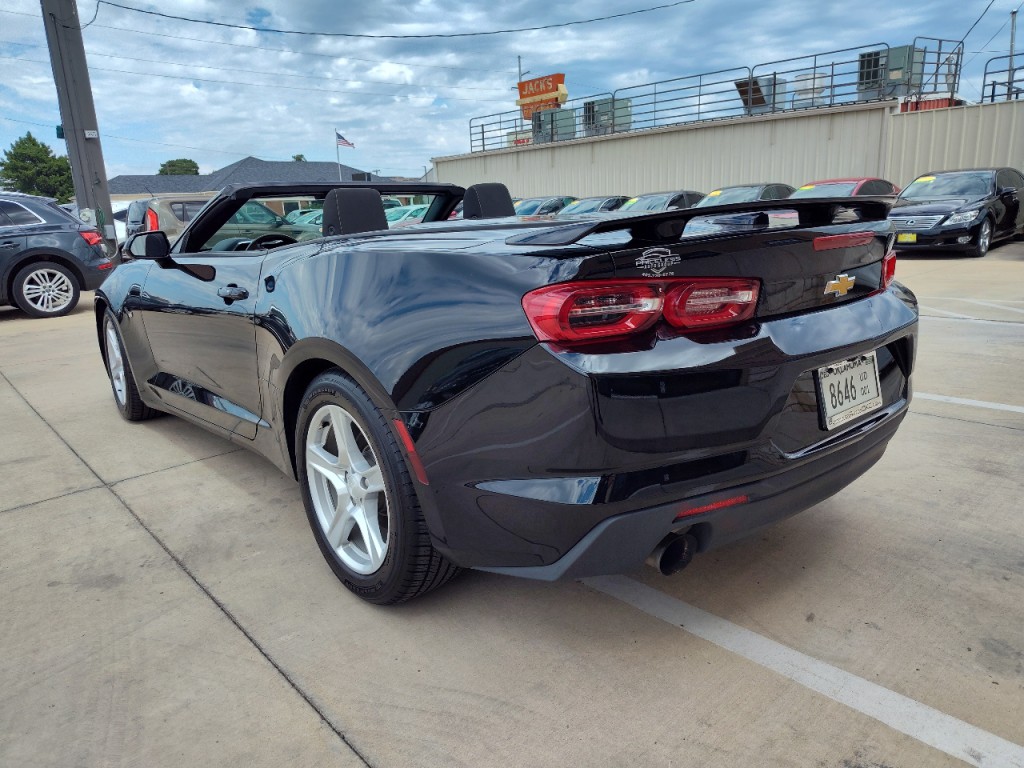 2019 Chevrolet Camaro Image 9