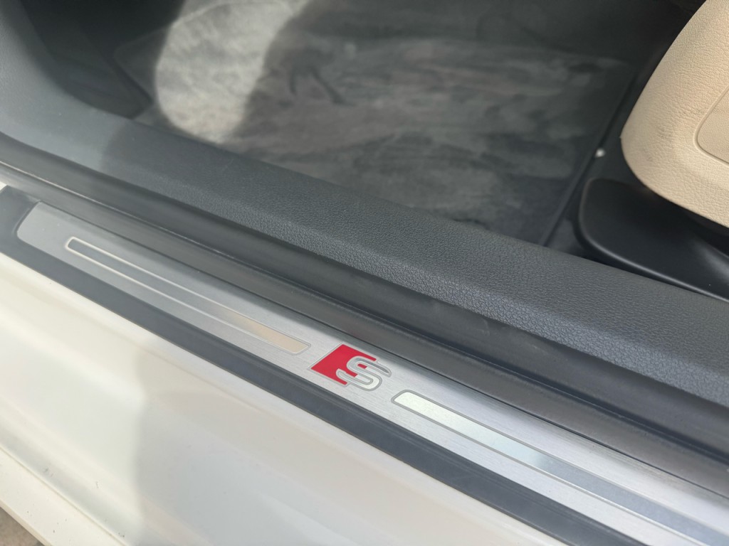 2018 Audi A4 Image 22