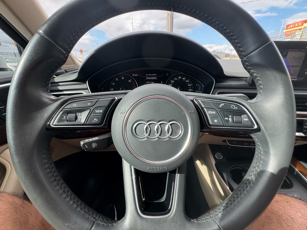 2018 Audi A4 Image 24