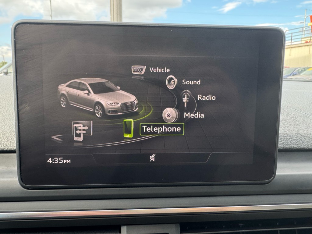 2018 Audi A4 Image 33