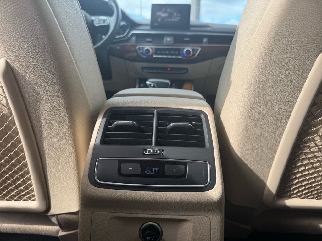 2018 Audi A4 Image 43