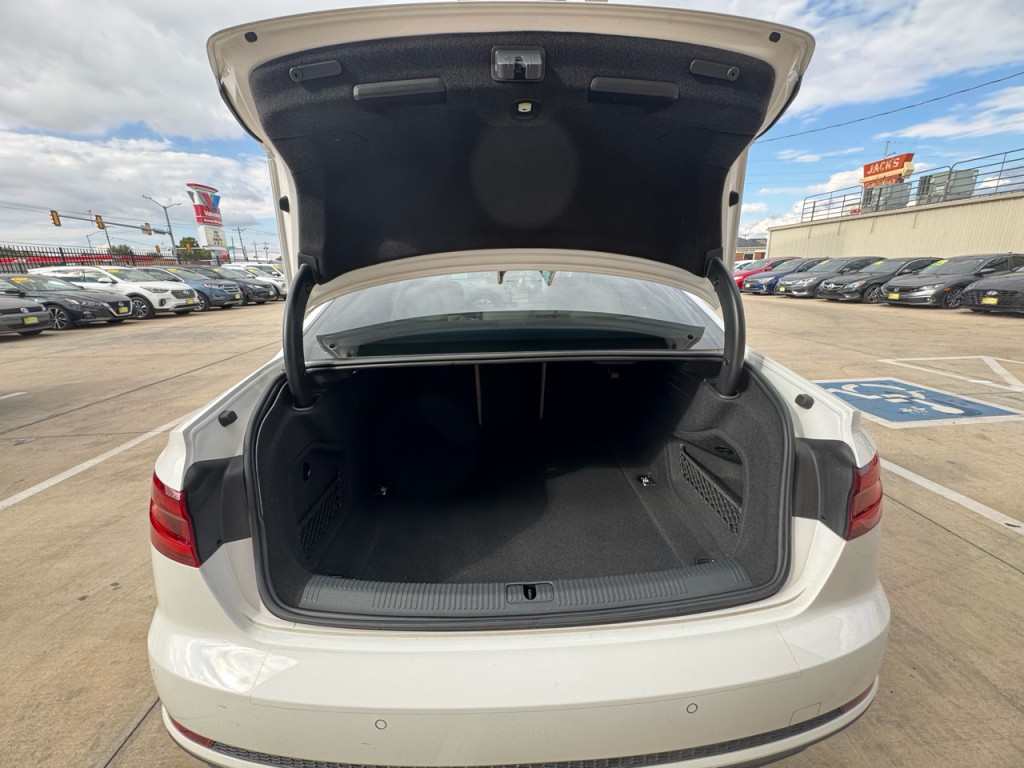 2018 Audi A4 Image 52