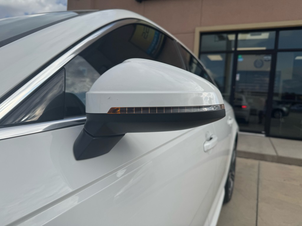 2018 Audi A4 Image 60