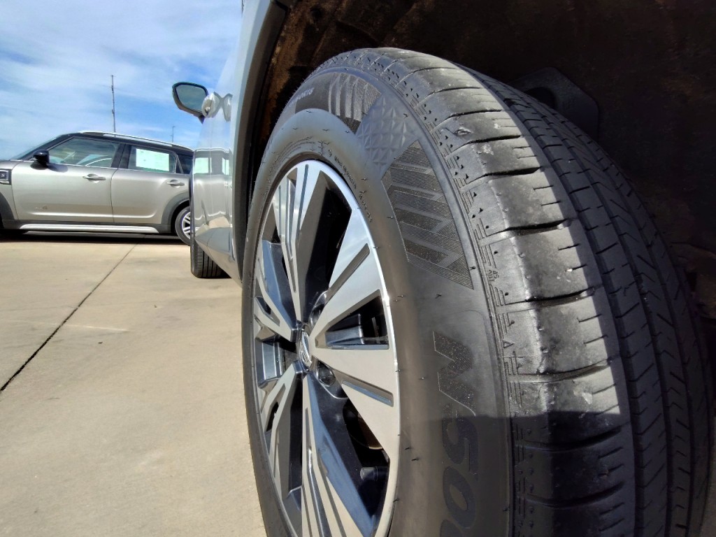 2021 Nissan Rogue Image 9