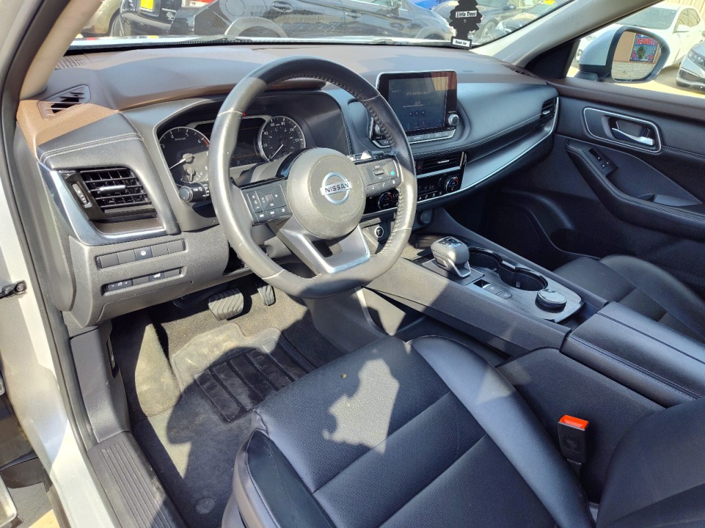 2021 Nissan Rogue Image 10