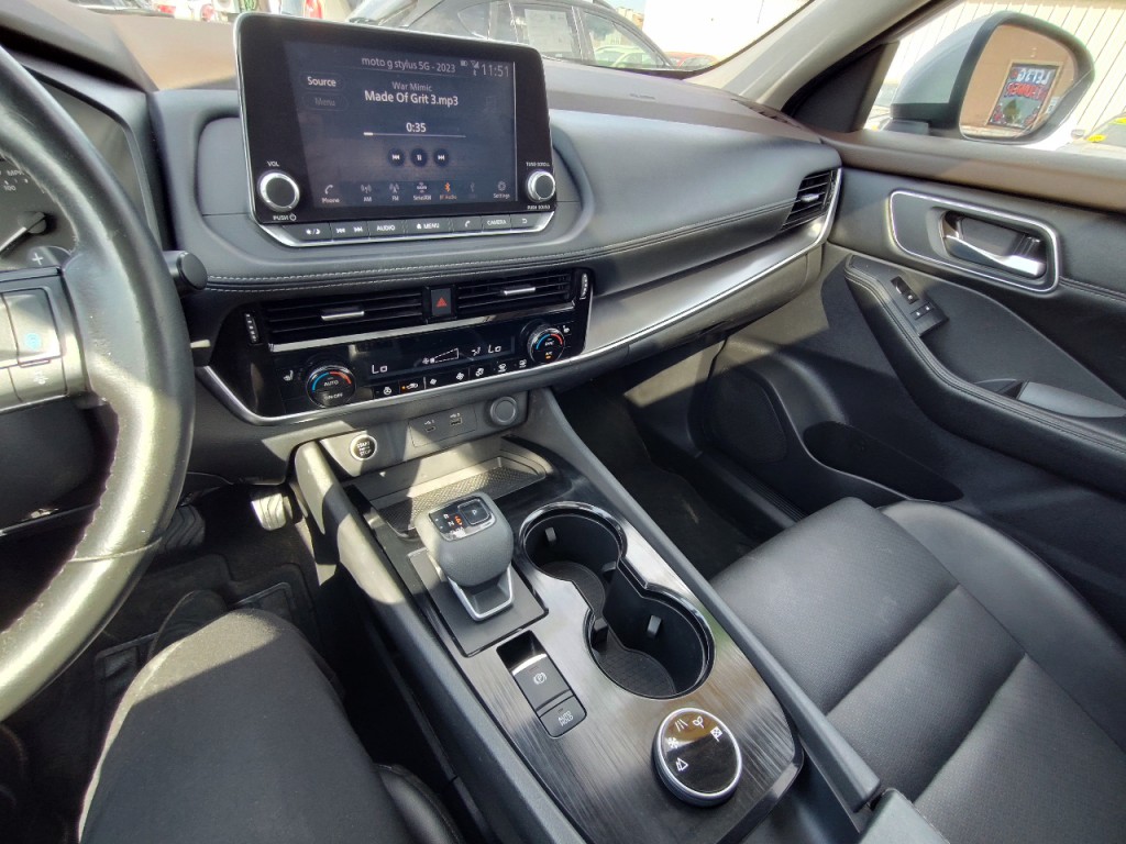 2021 Nissan Rogue Image 19