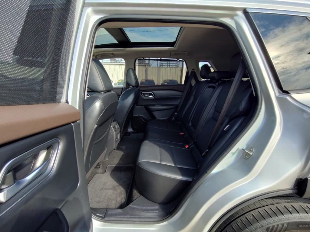 2021 Nissan Rogue Image 33