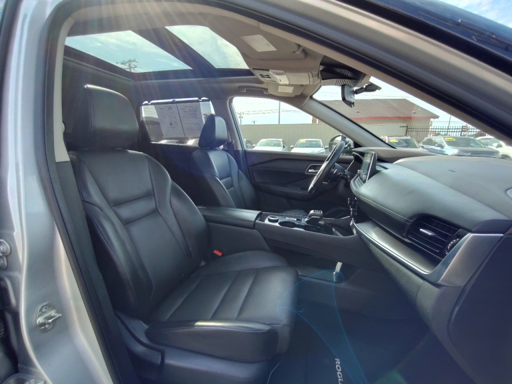 2021 Nissan Rogue Image 43