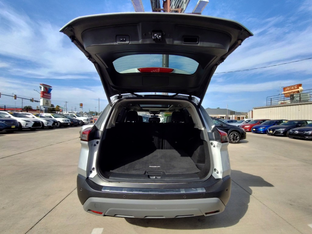 2021 Nissan Rogue Image 44