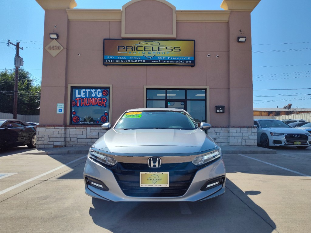 2019 Honda Accord Image 2