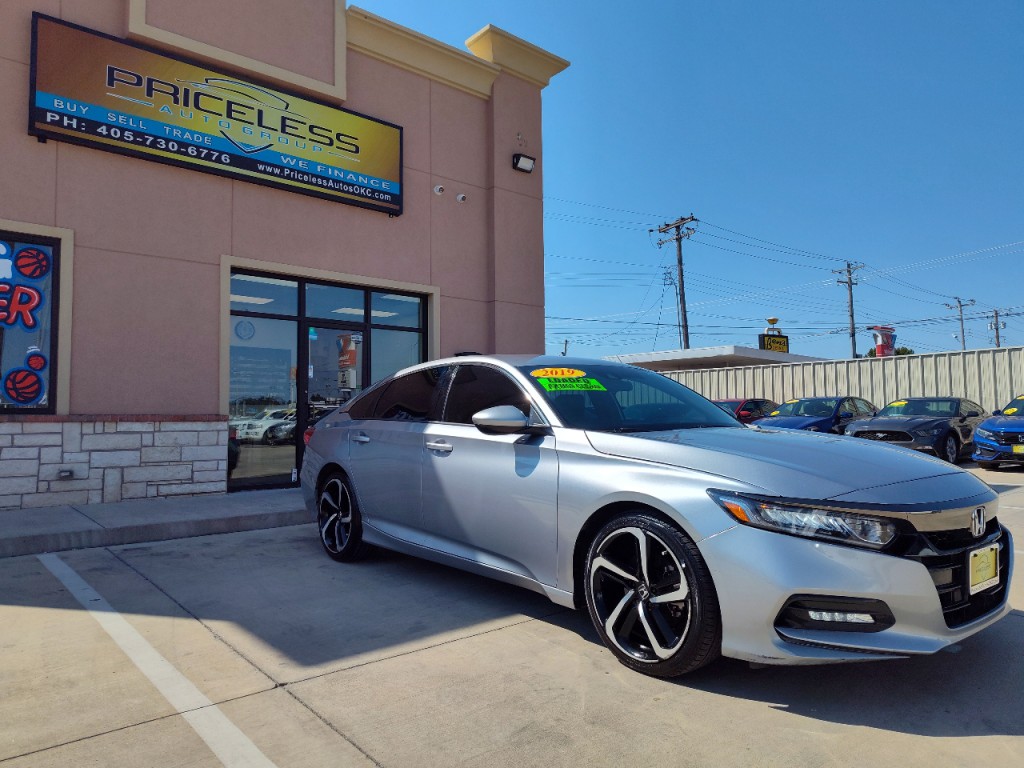2019 Honda Accord Image 3