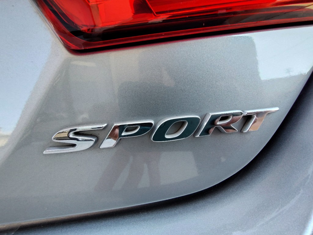 2019 Honda Accord Image 10