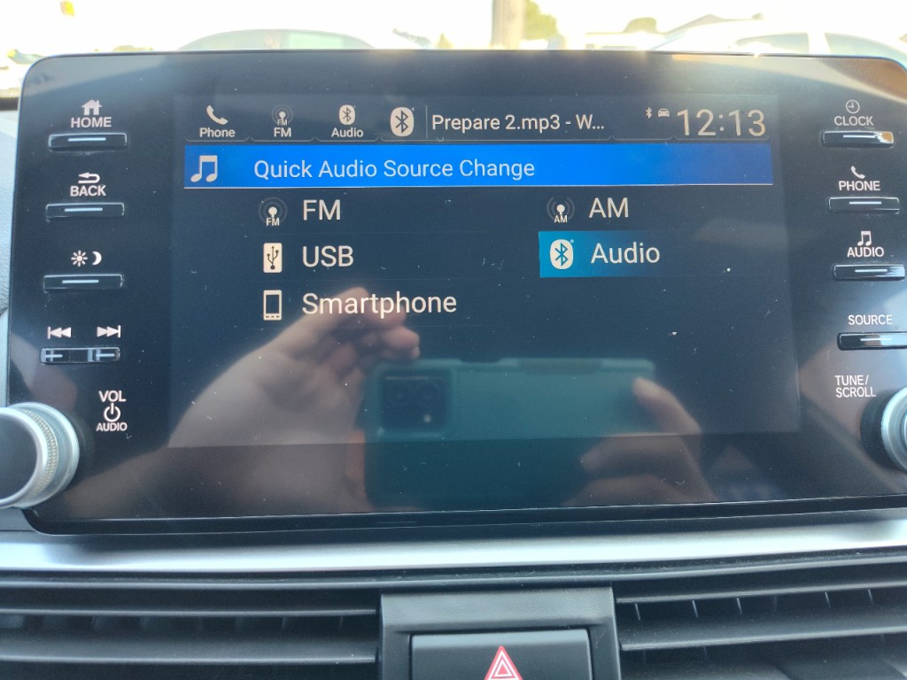 2019 Honda Accord Image 24