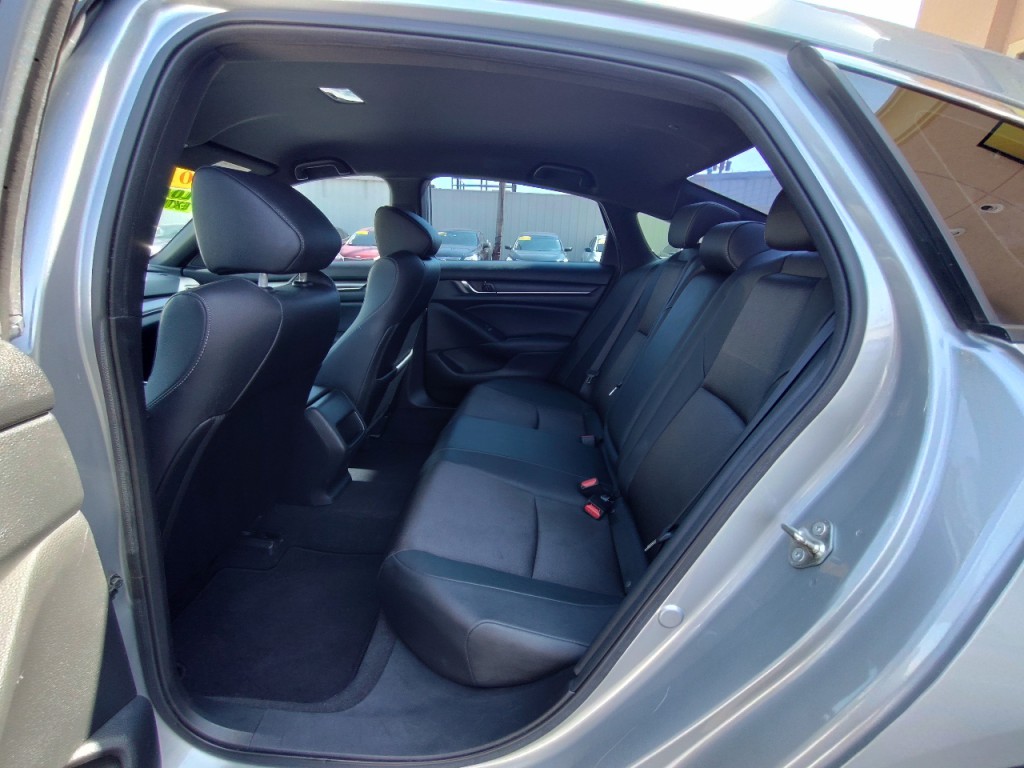2019 Honda Accord Image 33