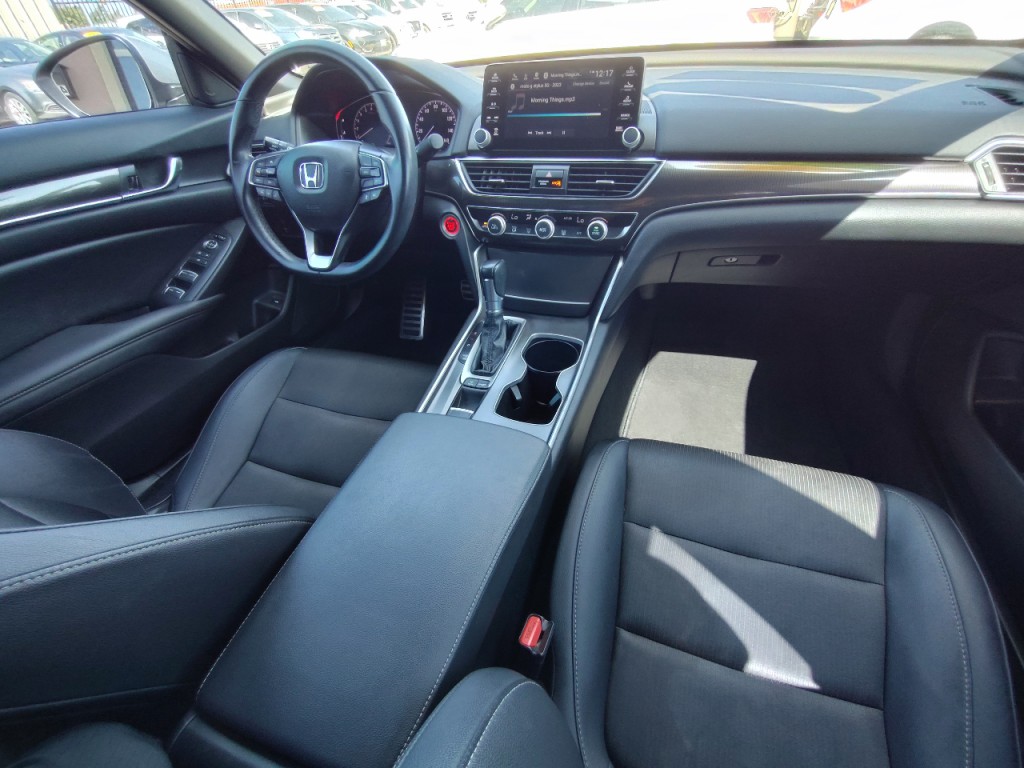 2019 Honda Accord Image 38