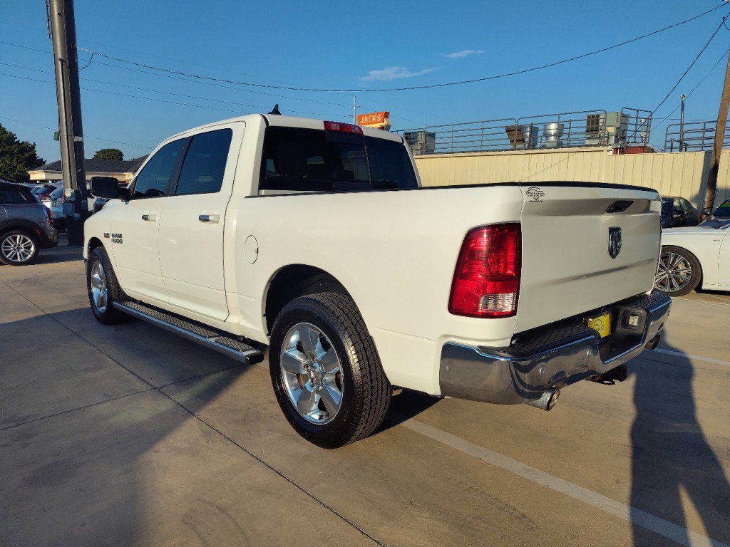 2016 RAM 1500 Image 7