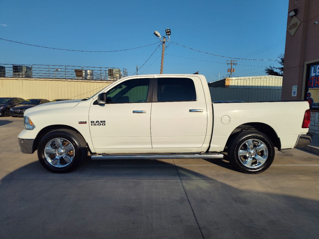 2016 RAM 1500 Image 8
