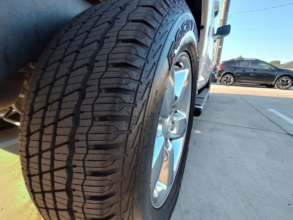 2016 RAM 1500 Image 10