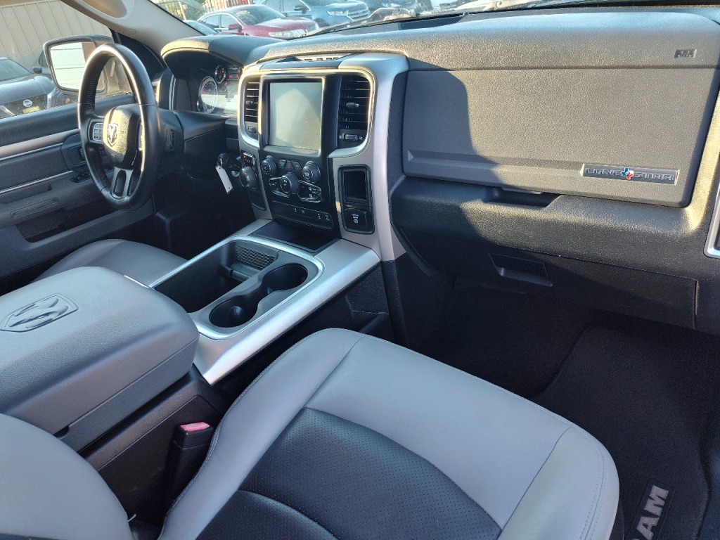 2016 RAM 1500 Image 36