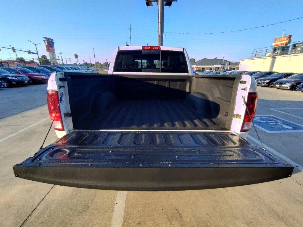 2016 RAM 1500 Image 38