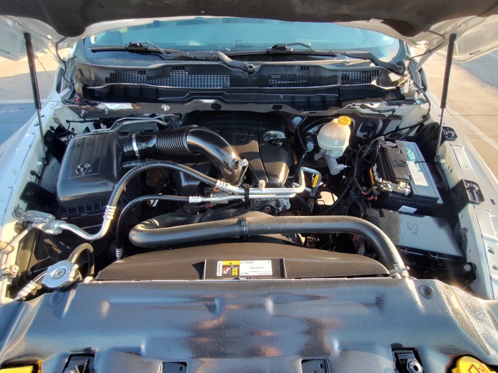 2016 RAM 1500 Image 12