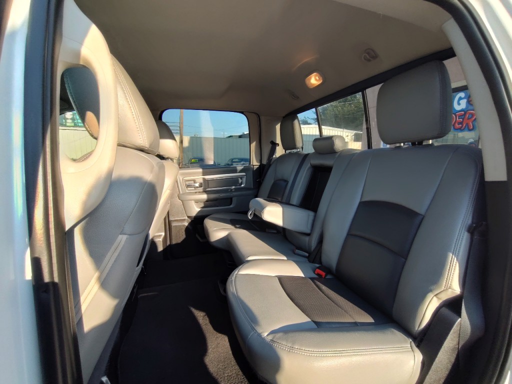 2016 RAM 1500 Image 30