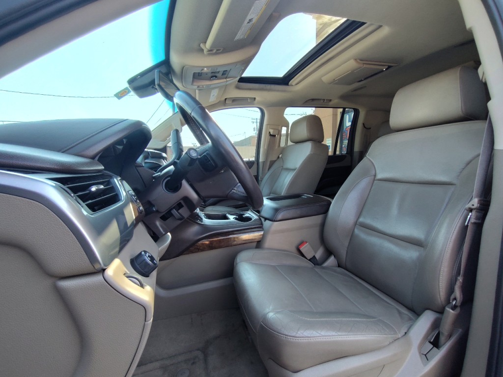 2016 Chevrolet Suburban Image 15