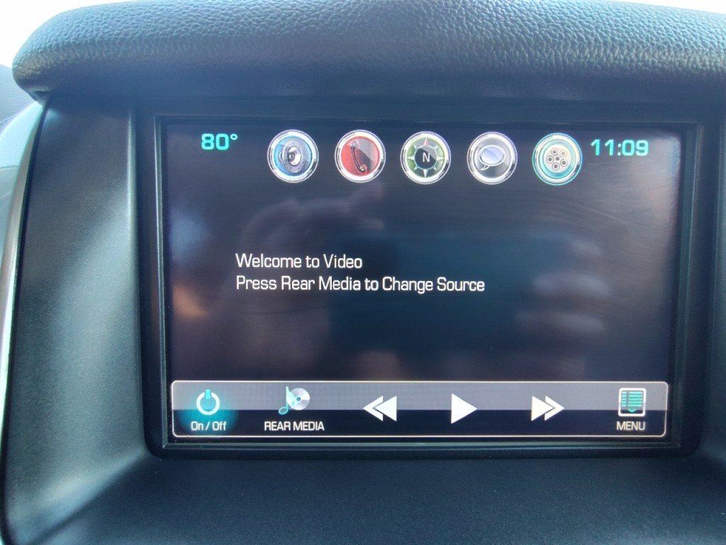 2016 Chevrolet Suburban Image 27